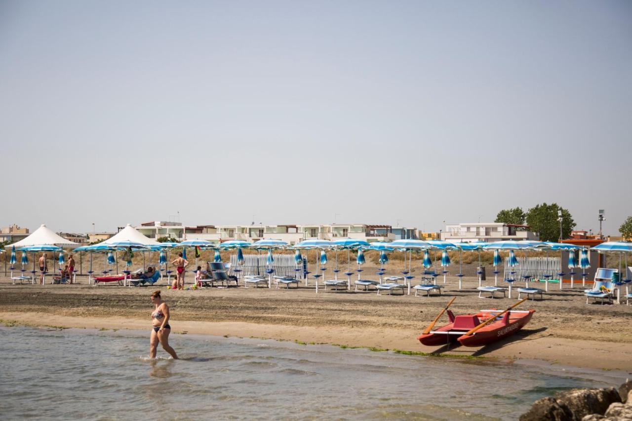 Villaggio Albergo Cervo Zapponeta Εξωτερικό φωτογραφία